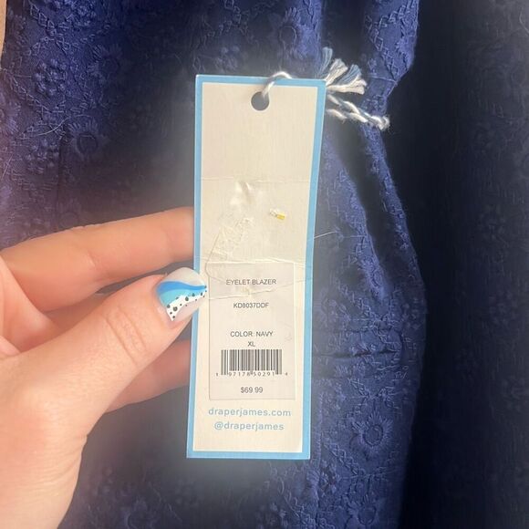 ✨Draper James Eyelet Textured Notch Lapel Blazer Sz XL Navy Jacket✨ - Picture 11 of 11